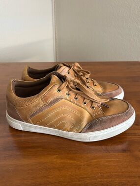 Propét Mens Kellen Extra-Wide Casual Low-Top Sneakers